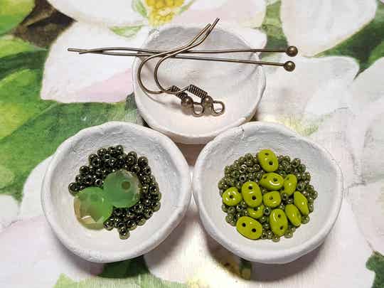 Pakketjes MaOla DF oorbellen groen
