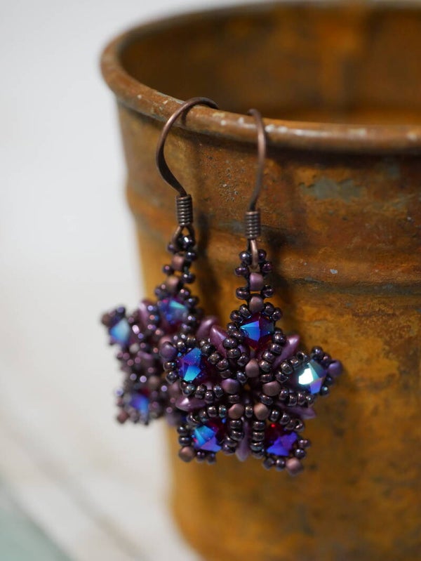 08. Handgemaakte Oorbellen Orawan / paars