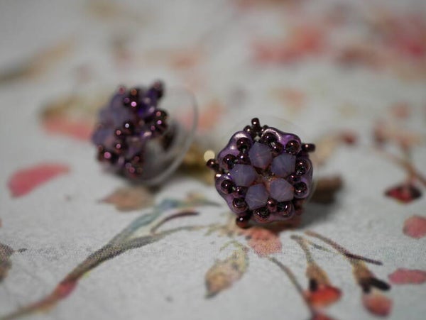 04. Bloem oorbellen met Swarovski en Super8 / Paars