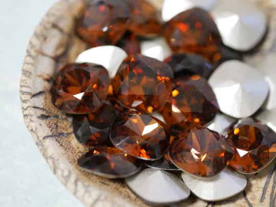 4470 Swarovski Square 12mm / Smoked Topaz