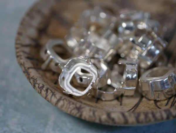 4470 Square cabochon 12 mm / Silver