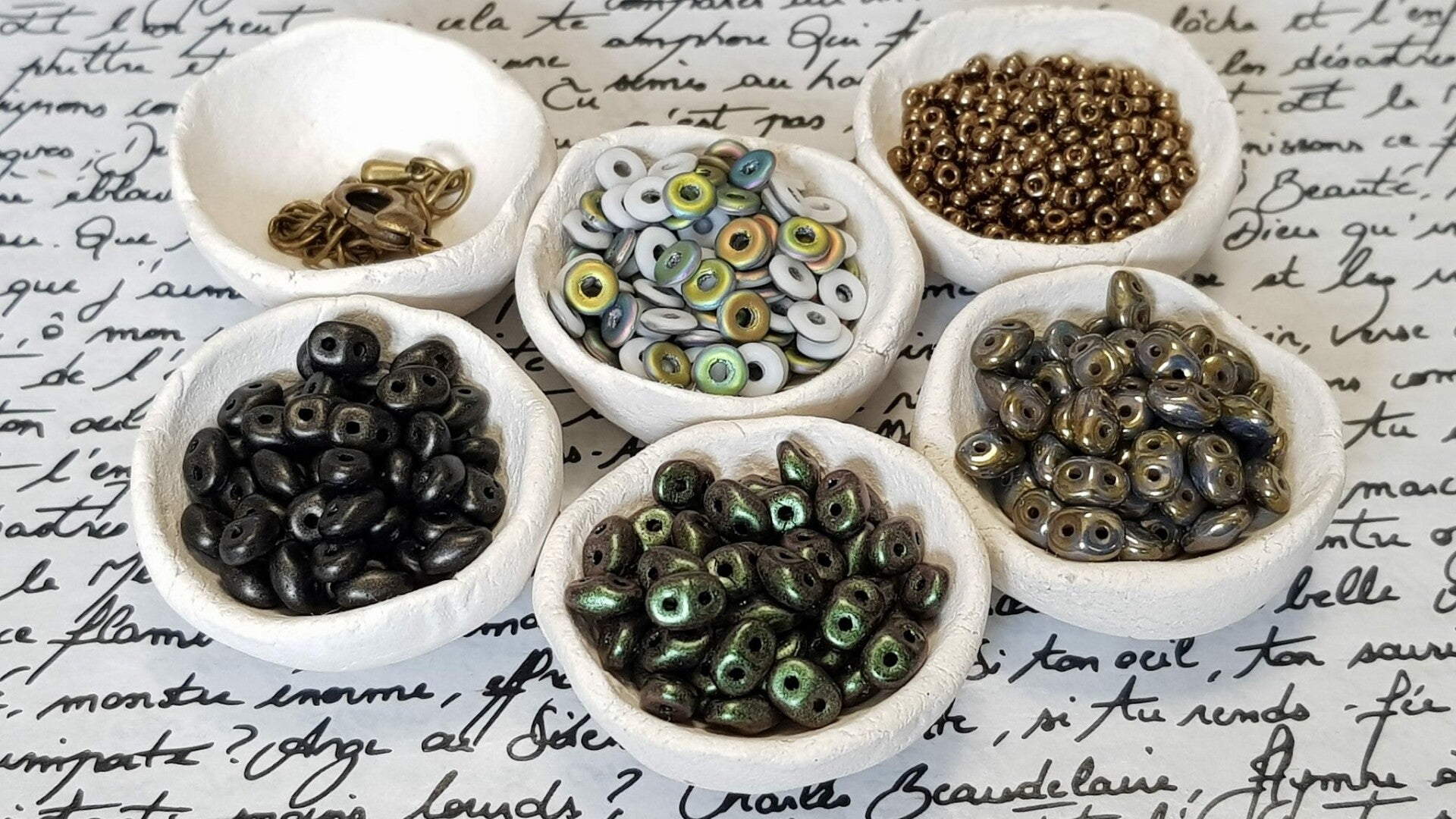 Pakketjes Sylviane halsketting Met Dk Green