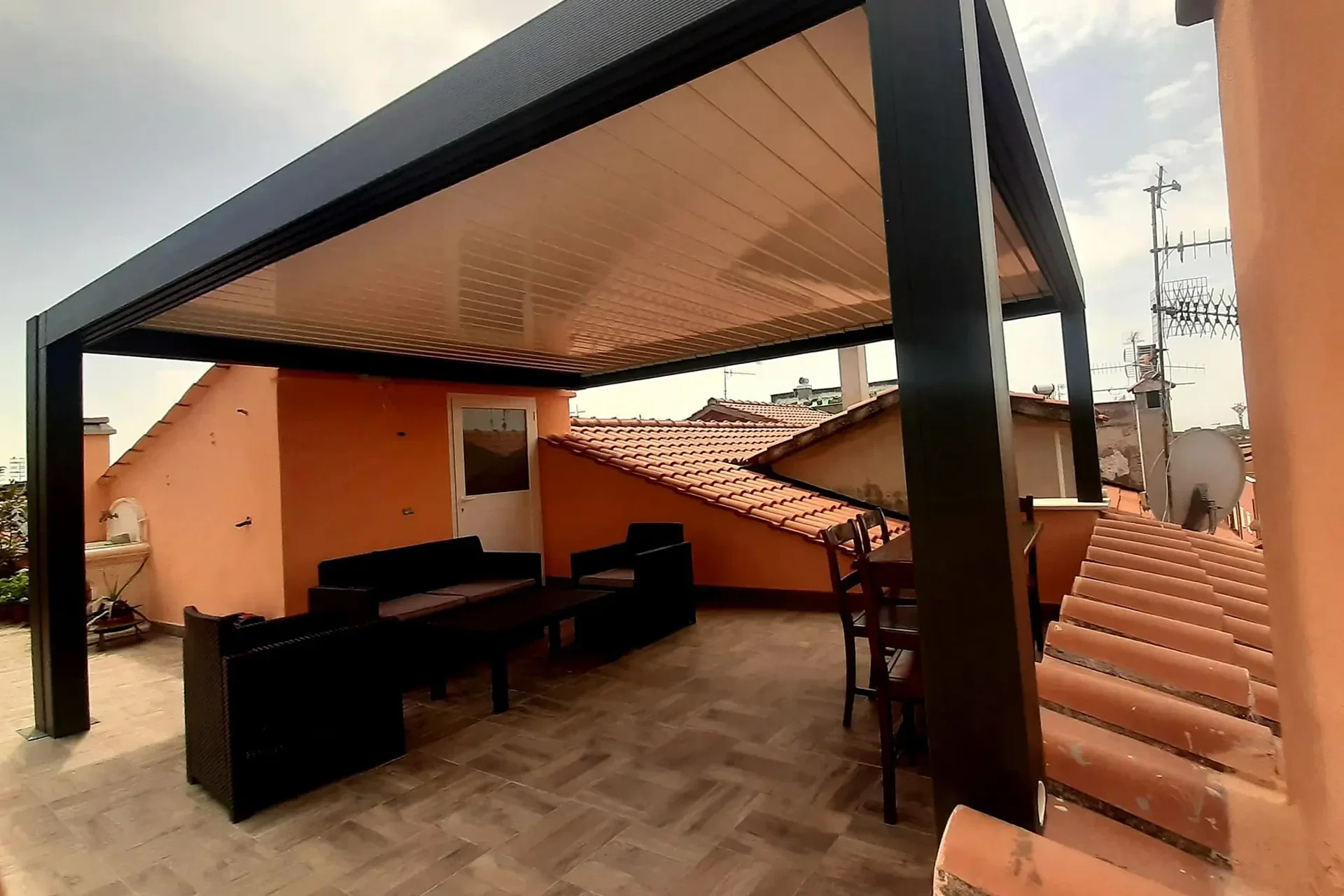 alt struttura esterni in pieno relax