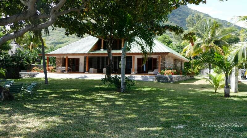 Rivière noire bungalow