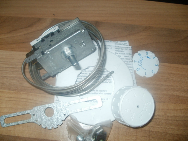 universeel thermostaat Electrolux Art:50262251007 (2DE T229A87)