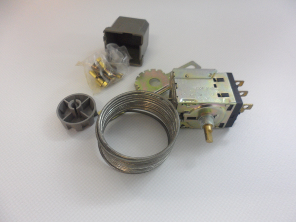 Danfoss 090B7033 thermostaat