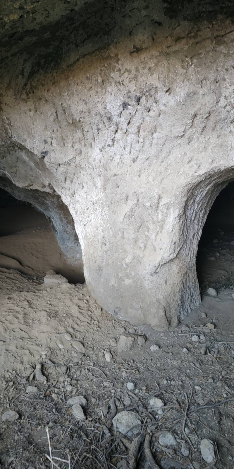 GROTTE SOTTERRANEE-CAVA IPOGEA