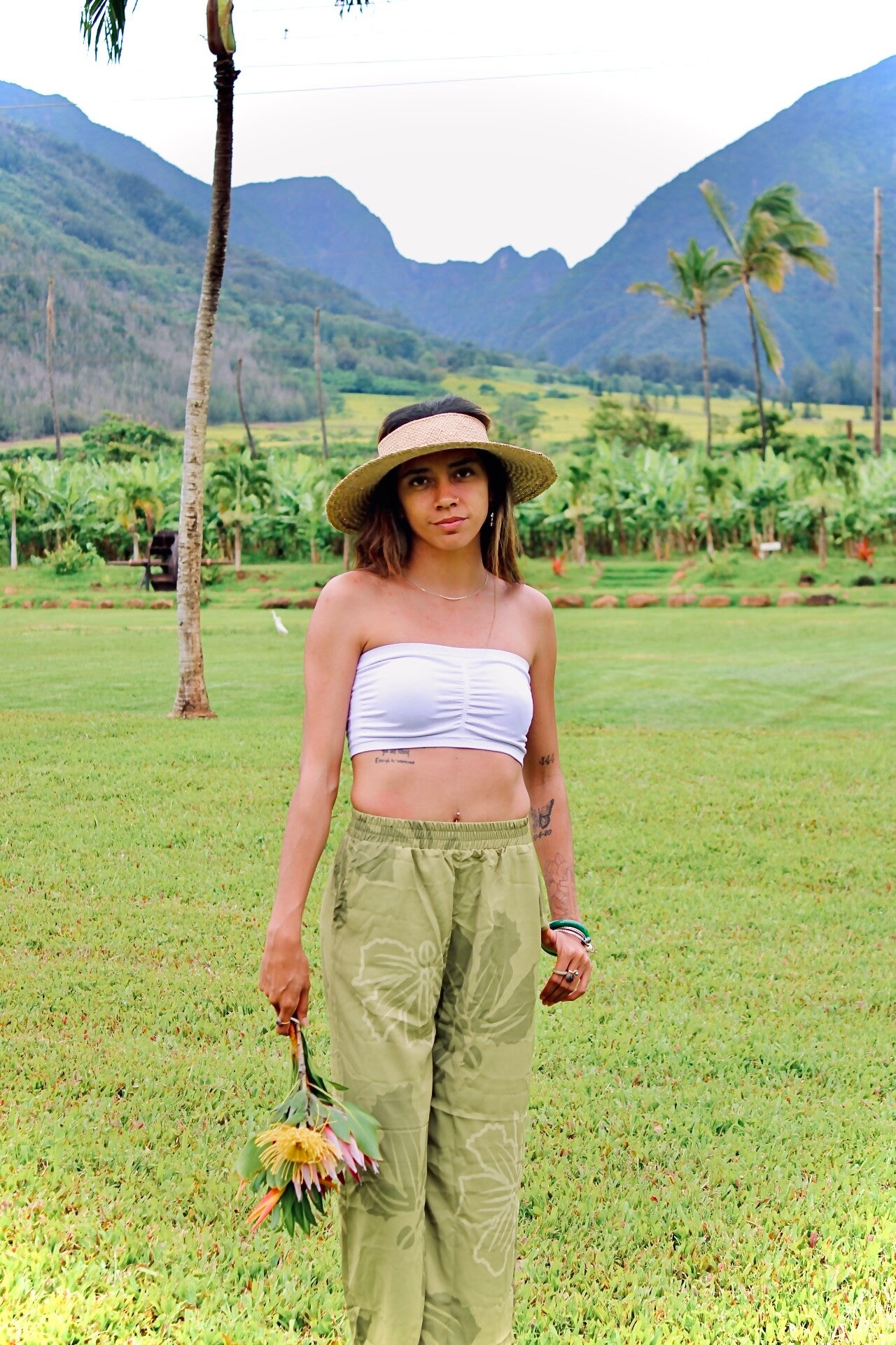 Pua Naupaka Keilani Pants