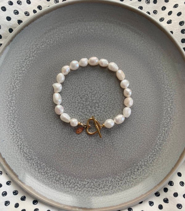 pearl heart bracelet