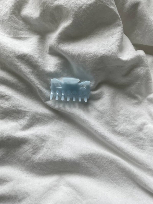 light blue clip