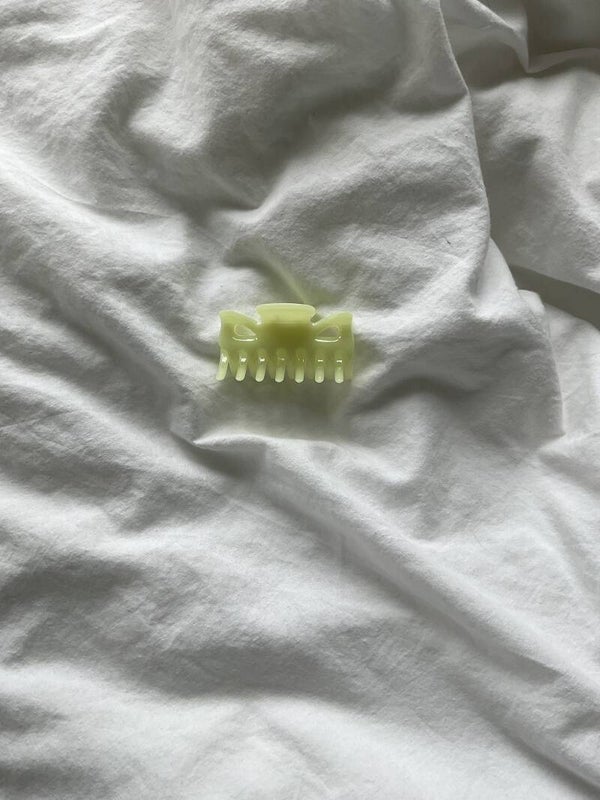 light green clip!