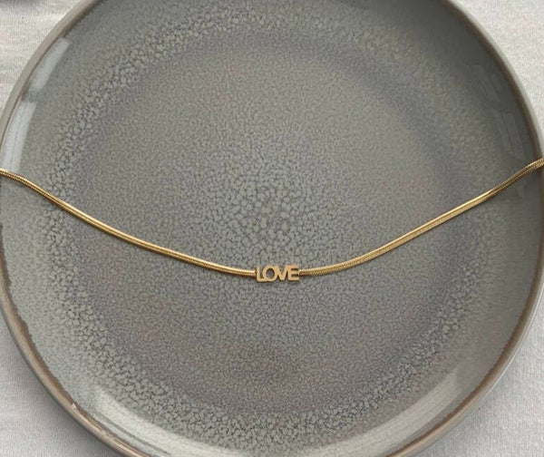 flat love necklace