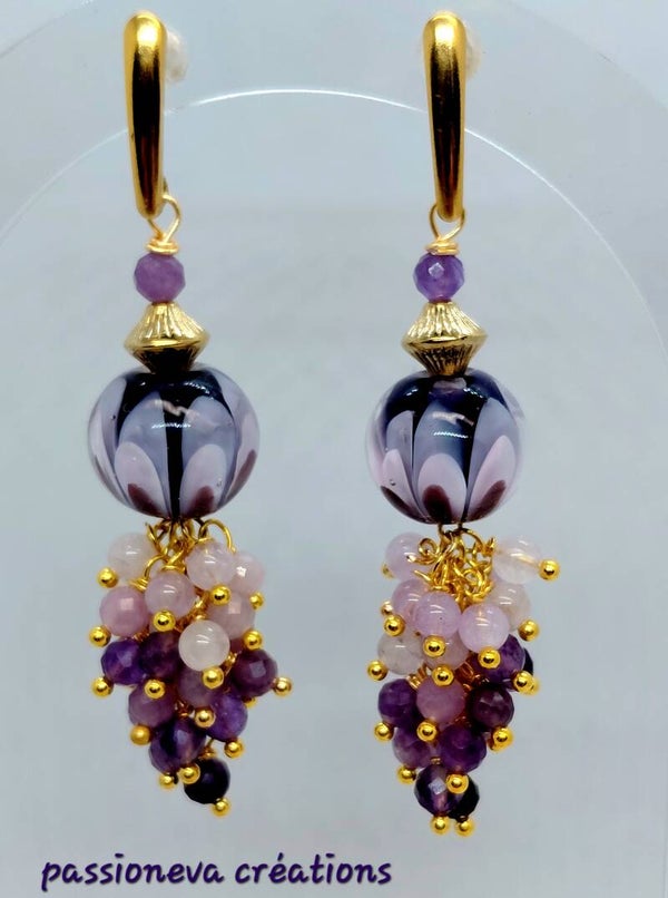 Boucles d'oreilles ton parme perles en verre filé perles gemmes.