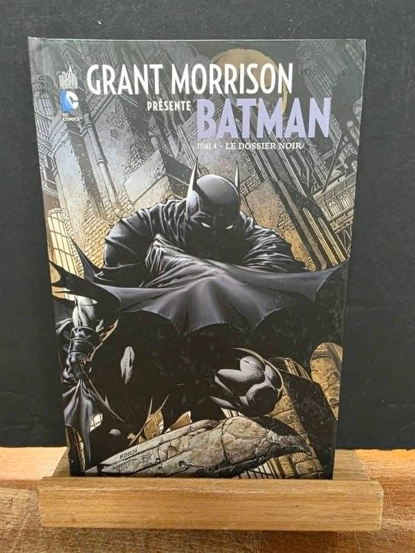 GRANT MORRISON PRESENTE BATMAN - 4 LE DOSSIER NOIR - URBAN COMICS DC