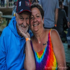 f1513047-3b48-403e-af25-79121dda4e11-standard.jpg