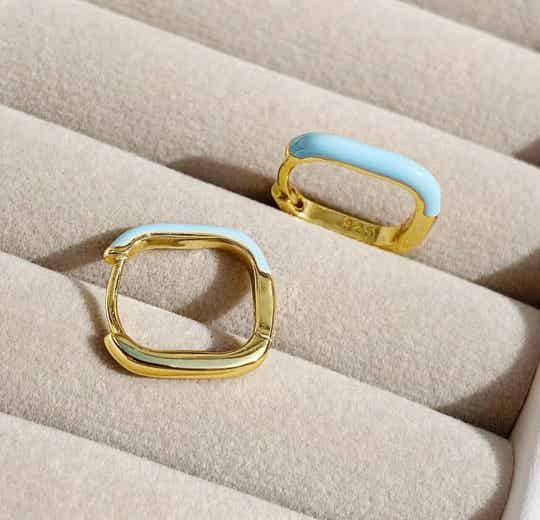 Pop of Colour Square Huggies