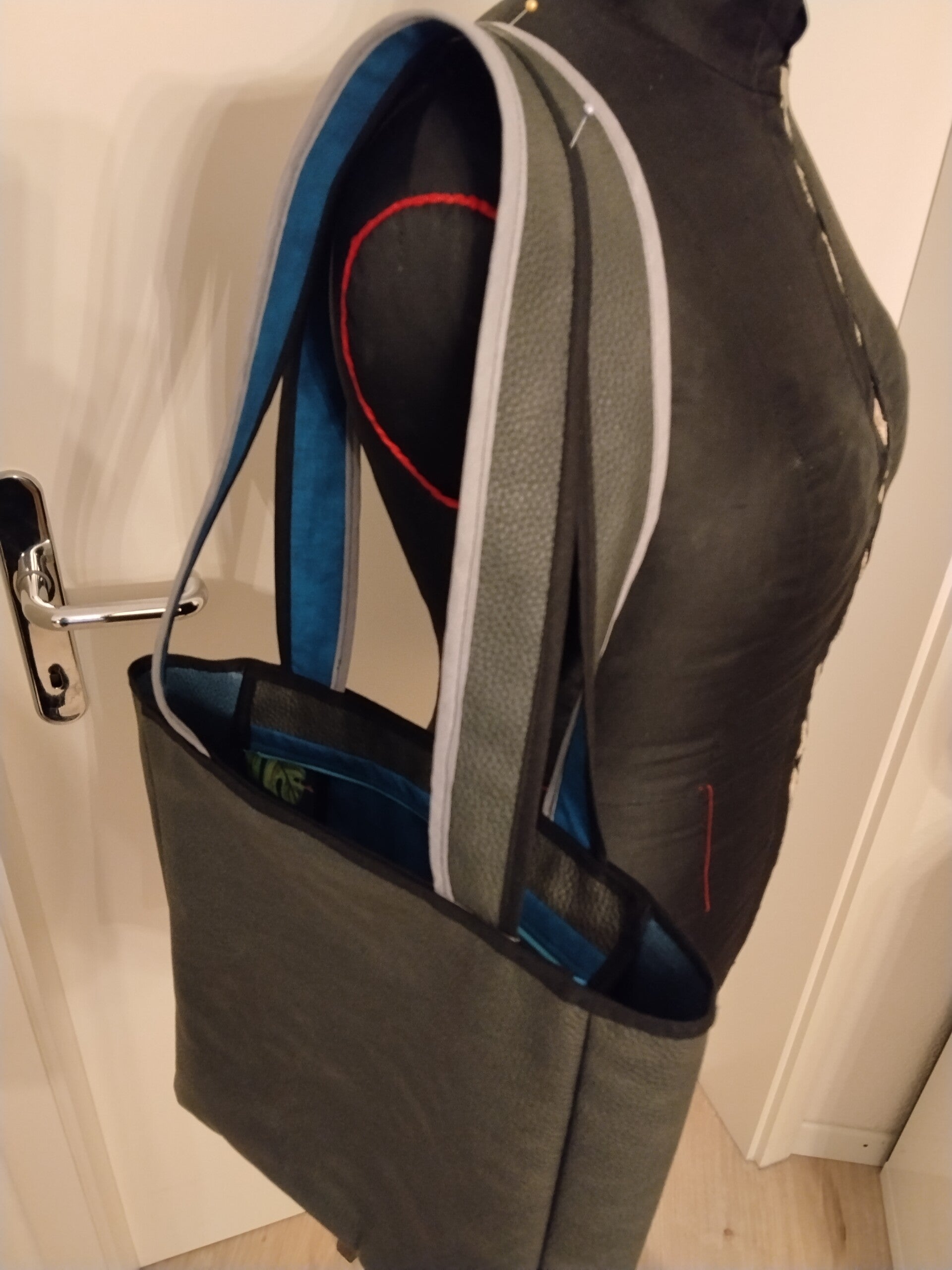 Schwarze Kunstleder - Flamingo Tasche / Shopper