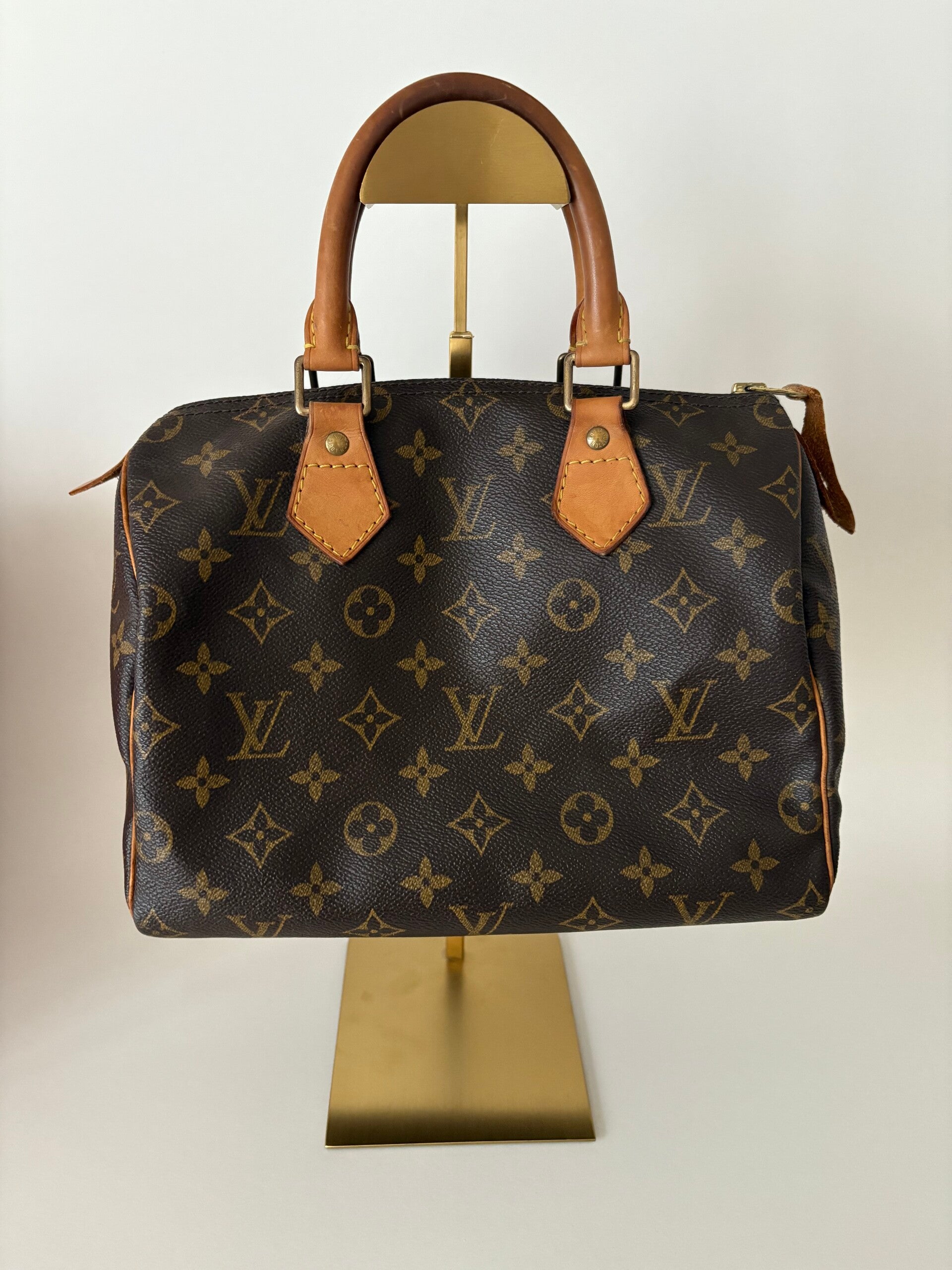 Louis Vuitton Speedy 25
