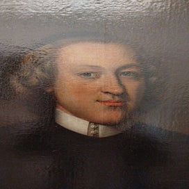 1000024007-standard.jpg