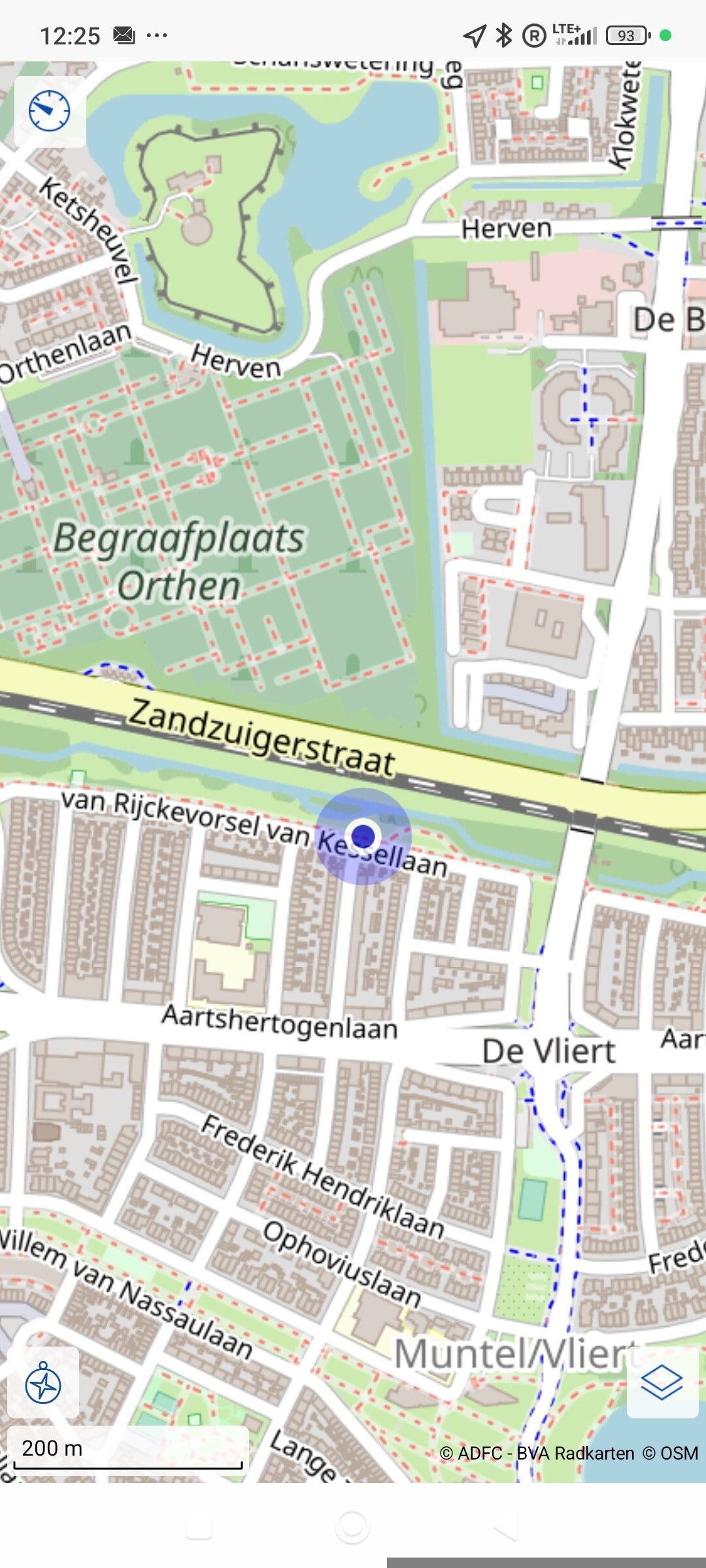 1000065818-standard.jpg