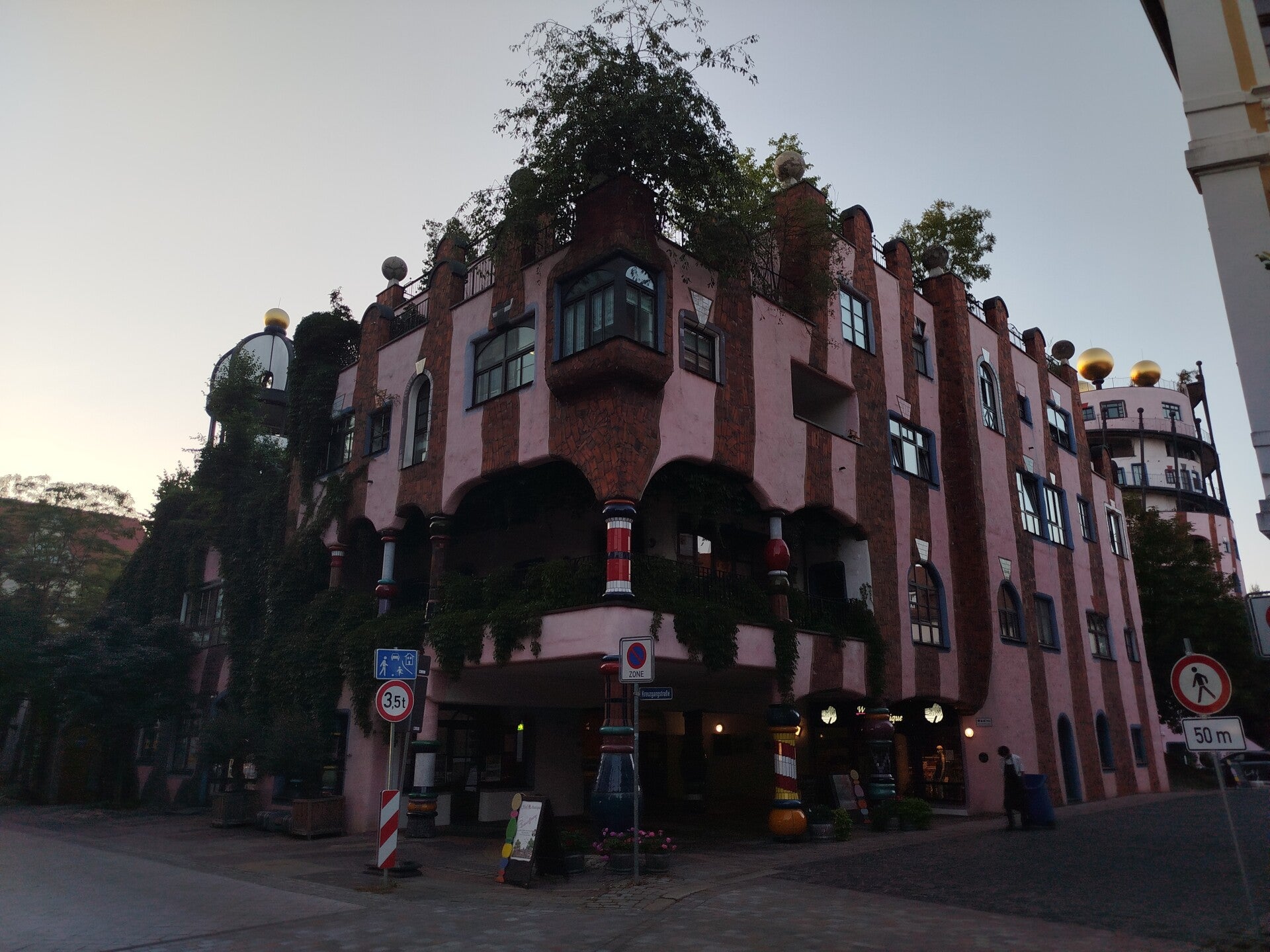 1000067988-standard-ss5ai9.jpg