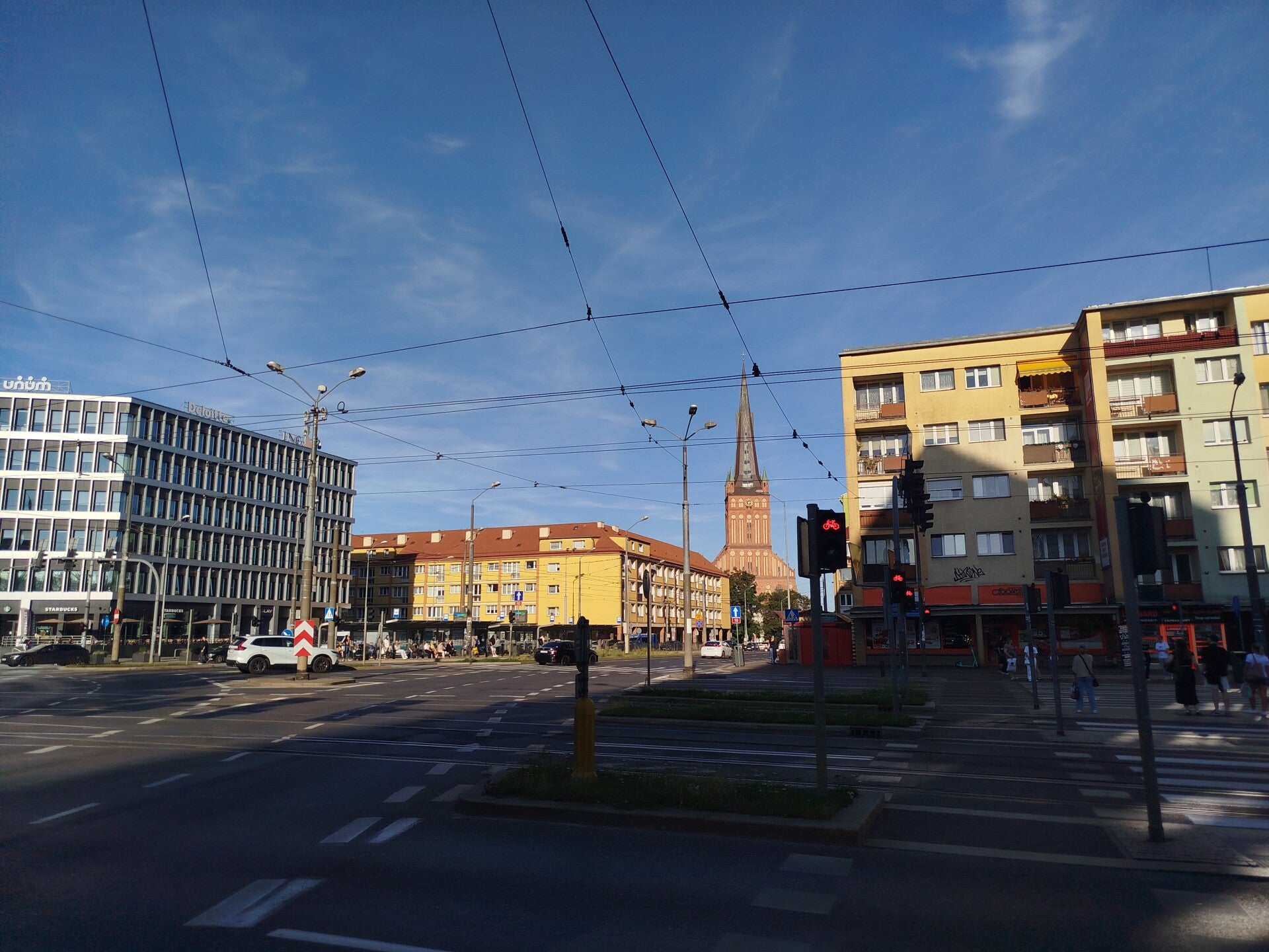 1000068342-standard.jpg