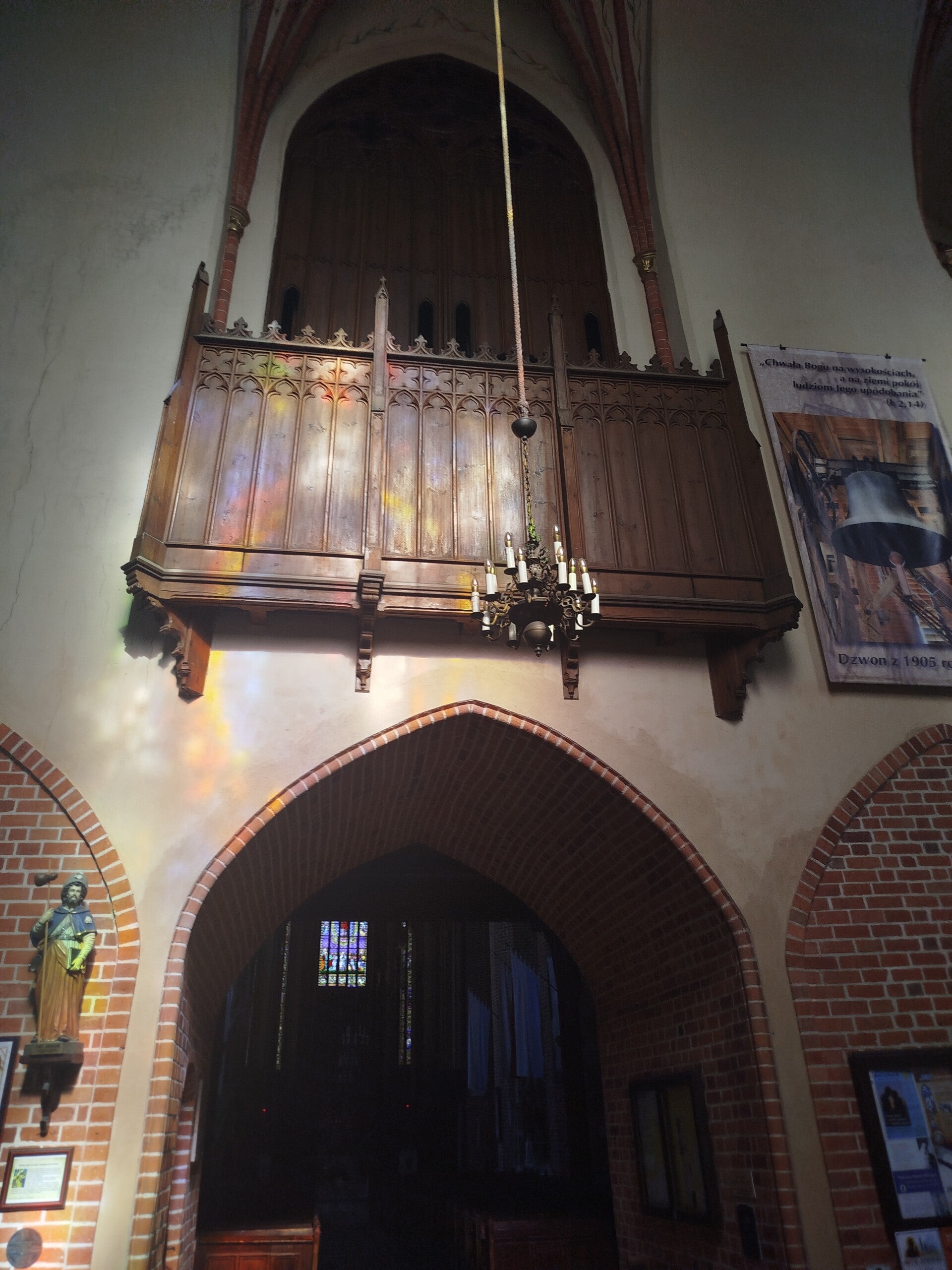 1000068660-standard.jpg