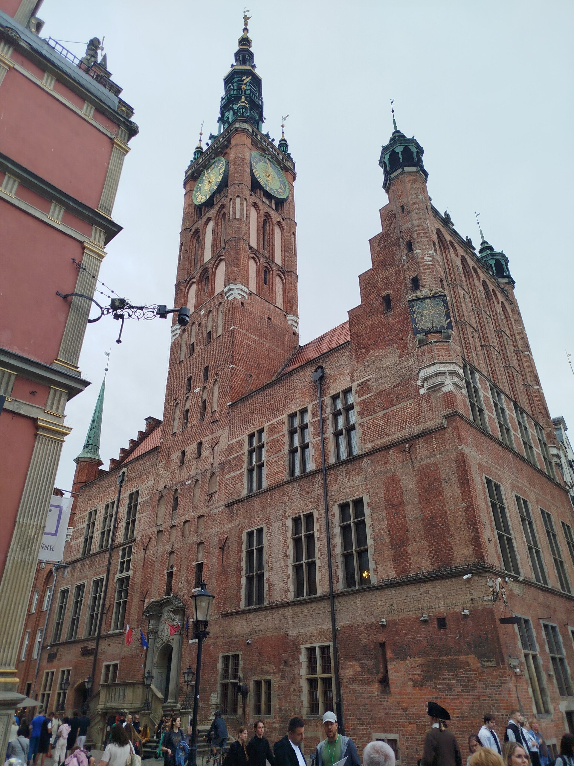 1000069417-standard.jpg