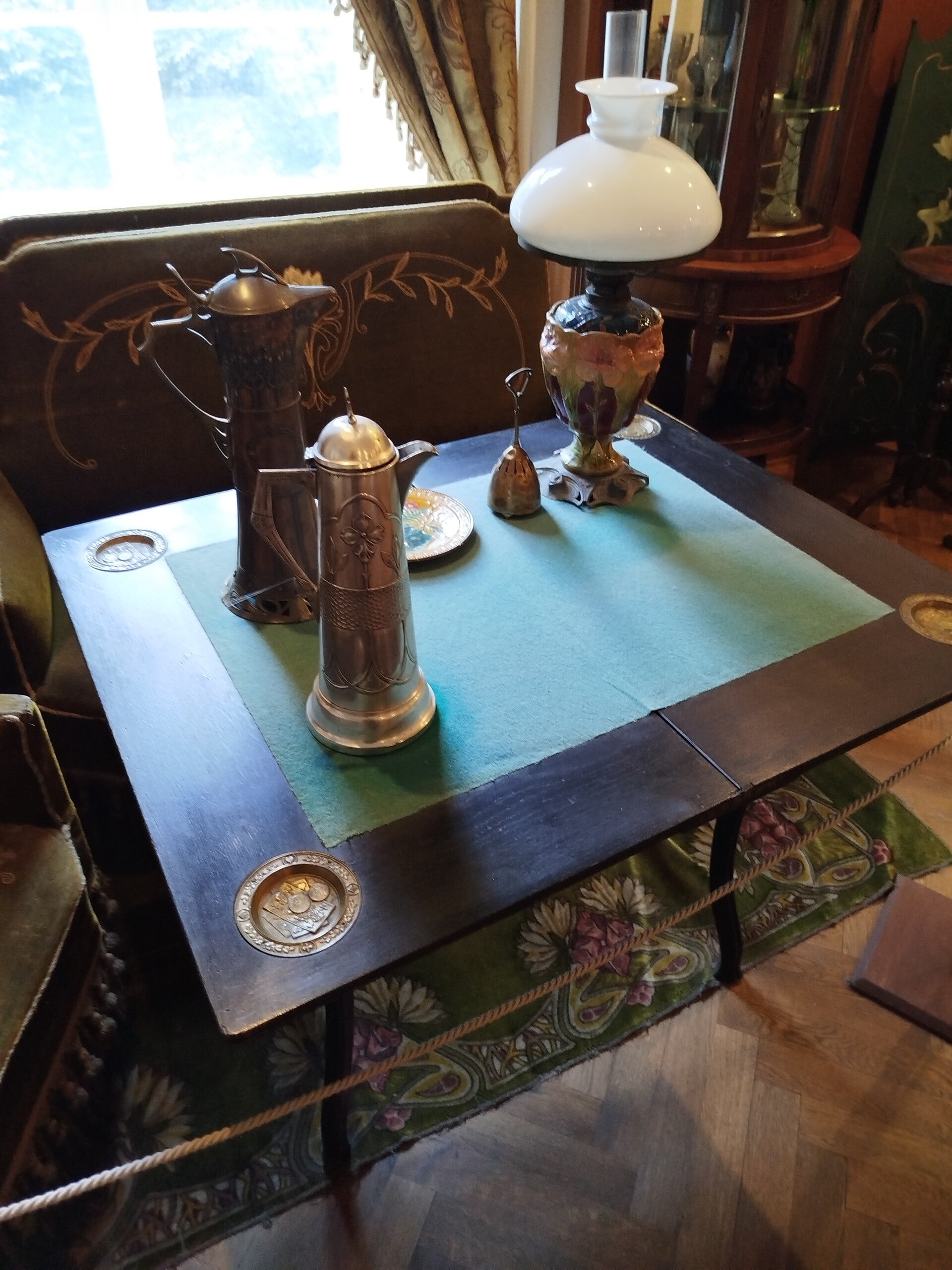 1000070019-standard.jpg