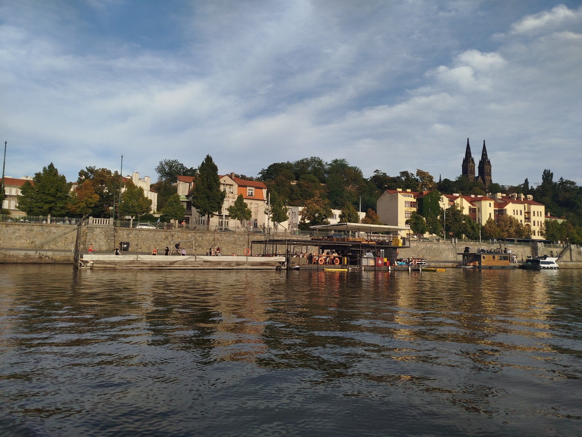 1000071826-standard.jpg