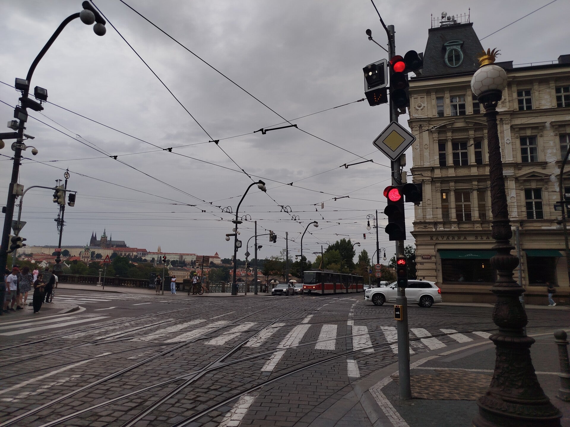 1000072092-standard.jpg