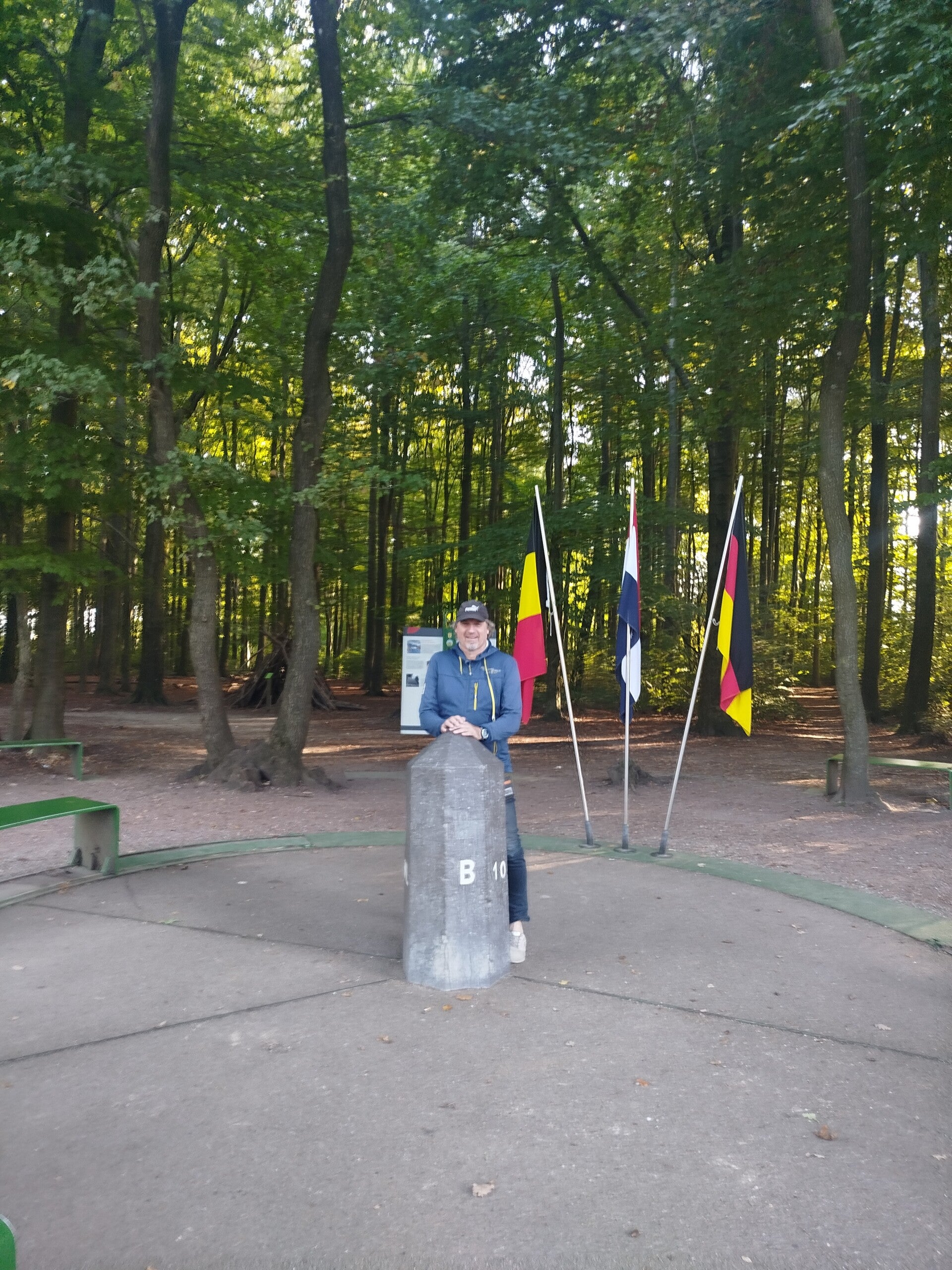 1000076636-standard.jpg