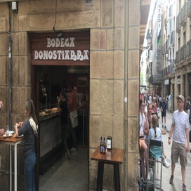 dada8426-ef38-4467-be08-1e92c054ea65-standard.jpeg