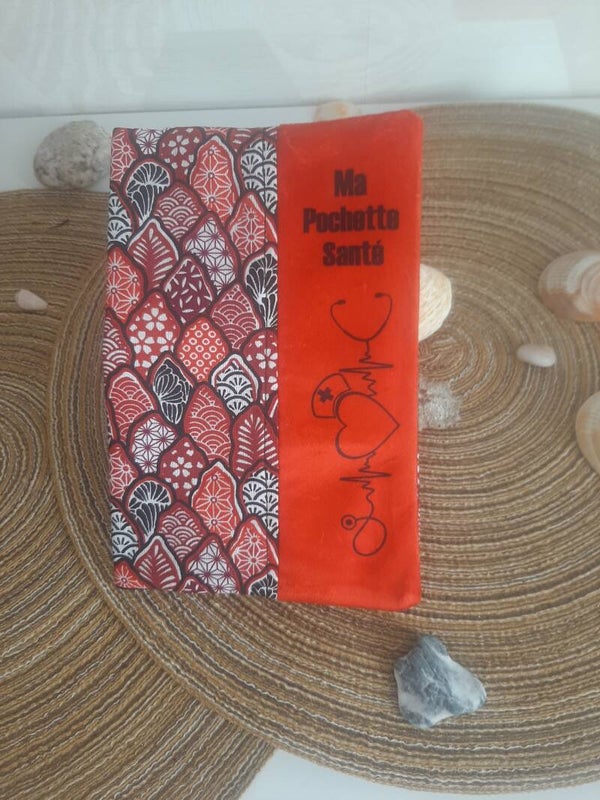 Pochette santé rouge