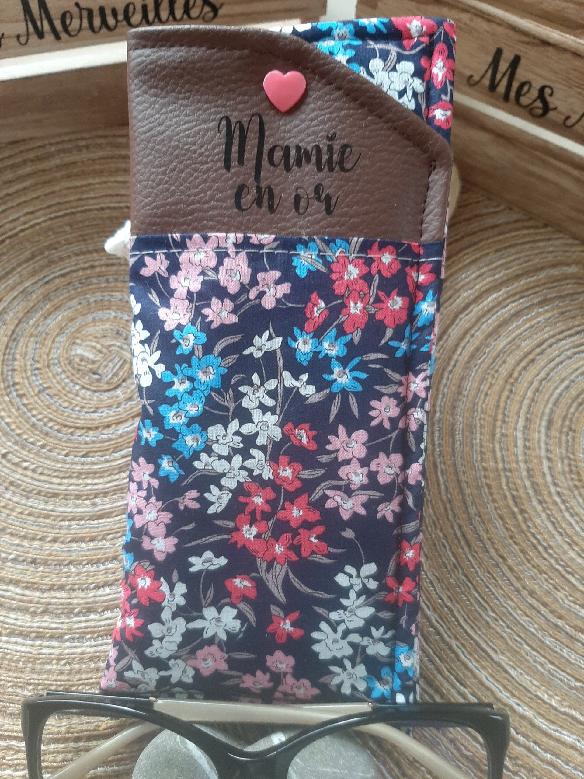 *Étui à lunettes personnalisable