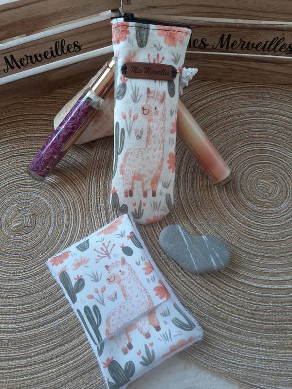 Duo Douceur Printemps 8🌸 – Pochette Essentiel & Gant Démaquillant Assorti (Offre Week-end)