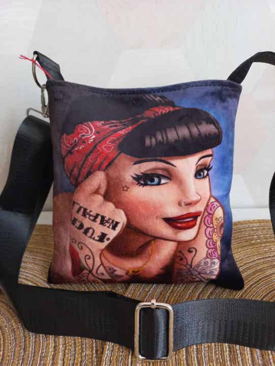 Mini Sac Carré Pin Up