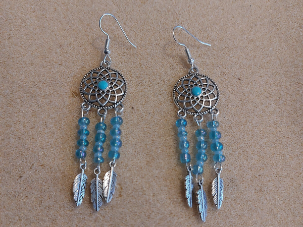 Dromenvanger oorbellen