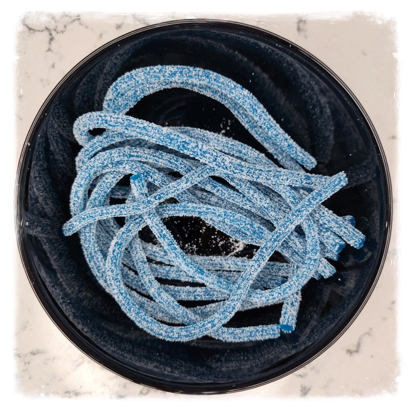 Lassos torsadés acidulés framboise (lot de 10)