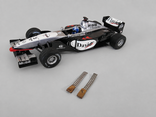 Carrera Evolution McLaren Mercedes MP 4/17 David Coulthard Nr.3