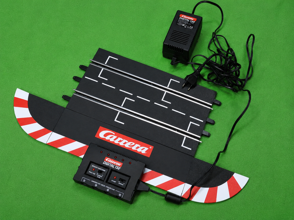 Carrera 125752 Power-Unit / digitale Anschlussbox (Carrera Digital 132 / 124)