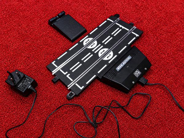 Scalextric      ARC ONE (App Race Control)