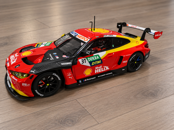 Carrera Digital 124     BMW M4 GT3 Schubert     [23951]