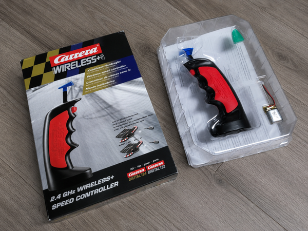 Carrera Digital 132 124 2.4 GHz Wireless Speed Controller [10111]