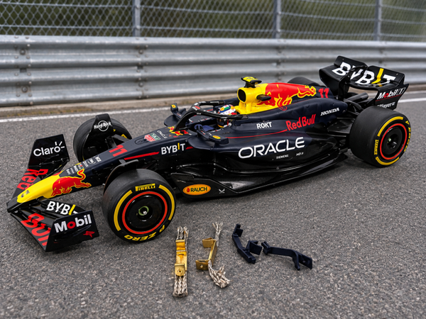 Carrera Digital 132 Oracle Red Bull Racing RB20 "S.Perez, No.11"  [32047]
