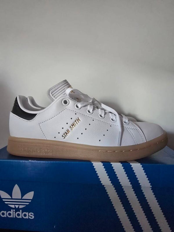 Baskets stan Smith J taille 36 2/3 mixte