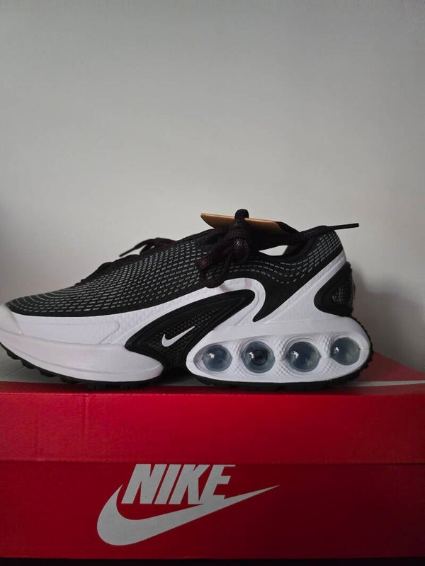 Baskets nike air max DN taille 38.5