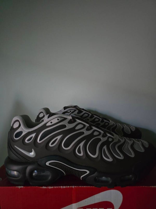 Baskets nike air max plus drift taille 40.5