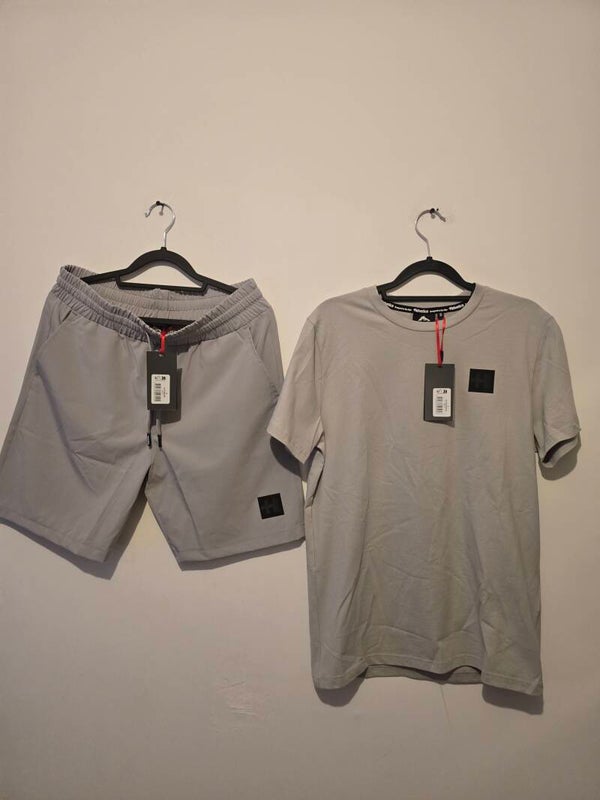 Ensemble helvetica modele foster taille S
