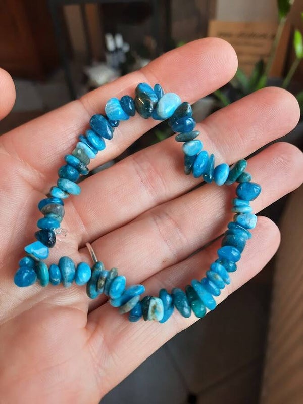 Edelsteenarmband chips Apatiet